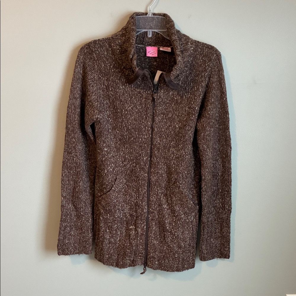 Cozy Brown Zip-Up Cardigan